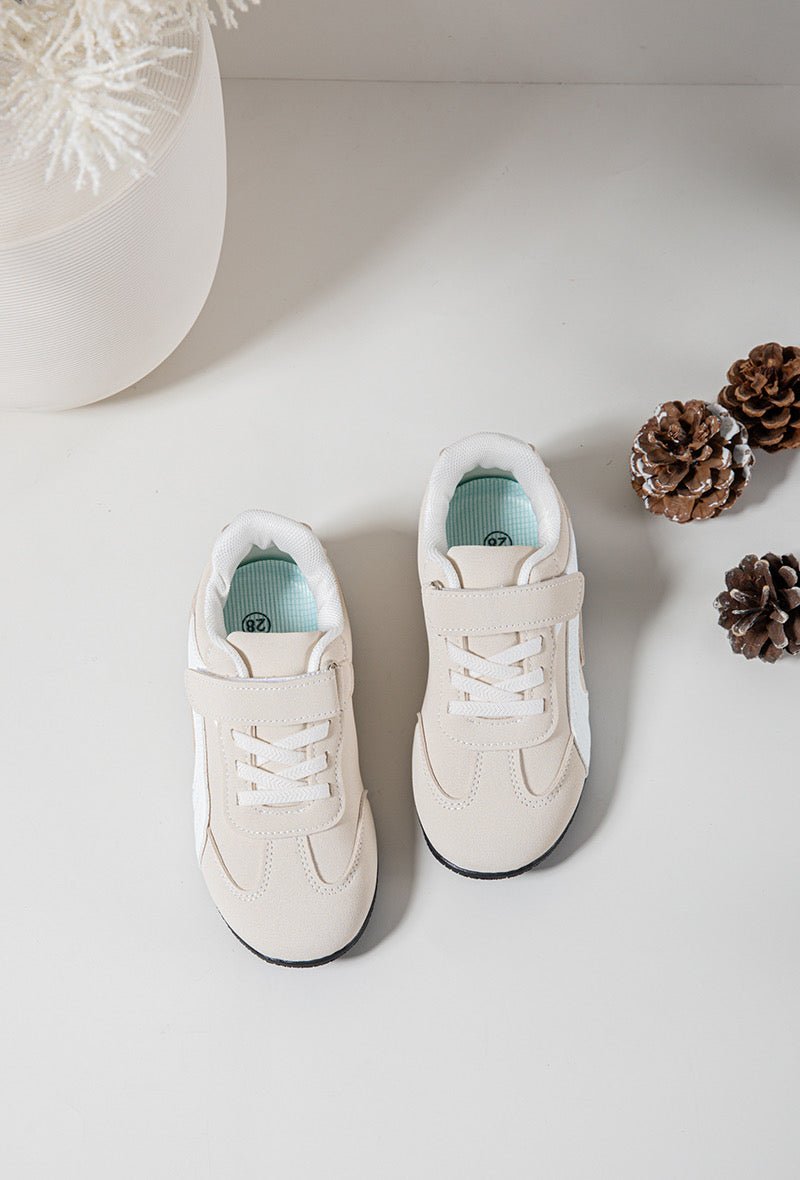 Baskets enfant beige et blanches à scratch – Chaussures garçon ou fille légères et confortables - MiniWalks