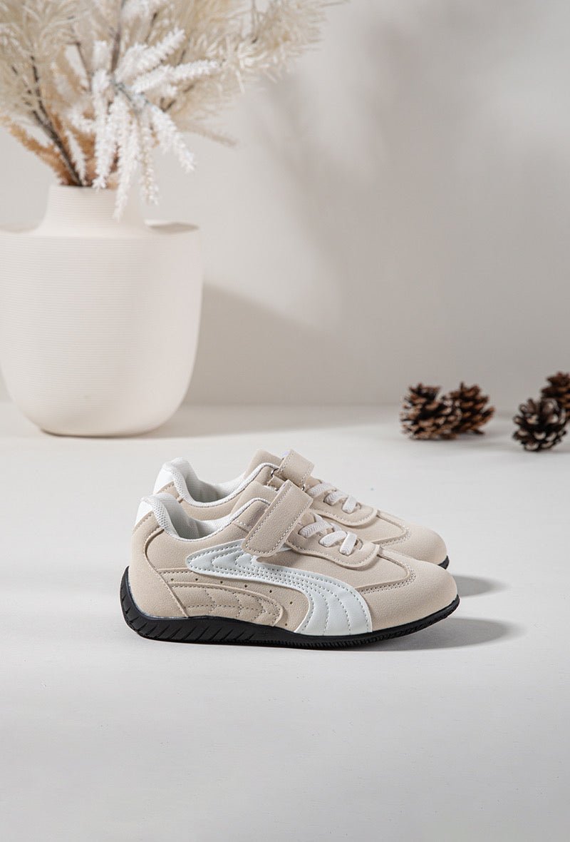 Baskets enfant beige et blanches à scratch – Chaussures garçon ou fille légères et confortables - MiniWalks