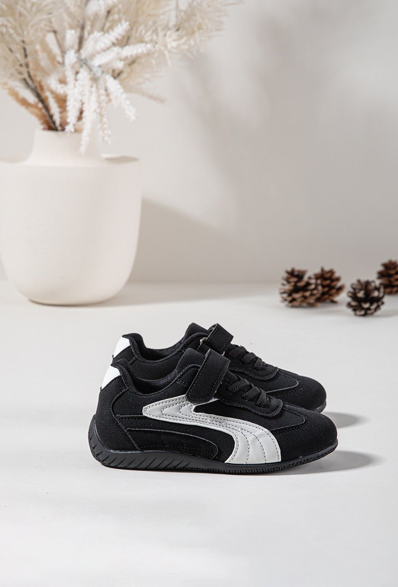 Baskets enfant beige et blanches à scratch – Chaussures garçon ou fille légères et confortables - MiniWalks