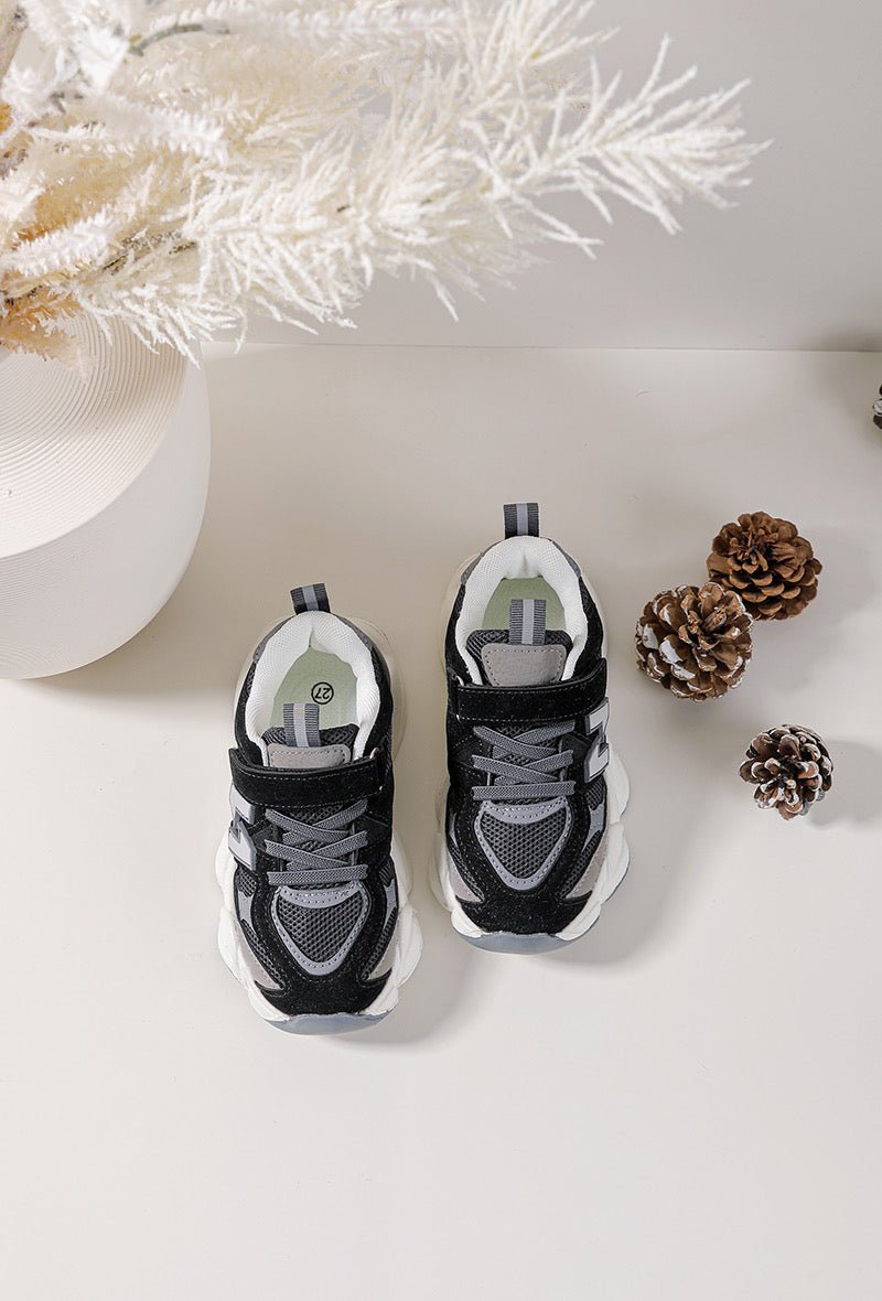 Baskets enfant noires et grises à scratch – Chaussures garçon sport confortables et résistantes - MiniWalks