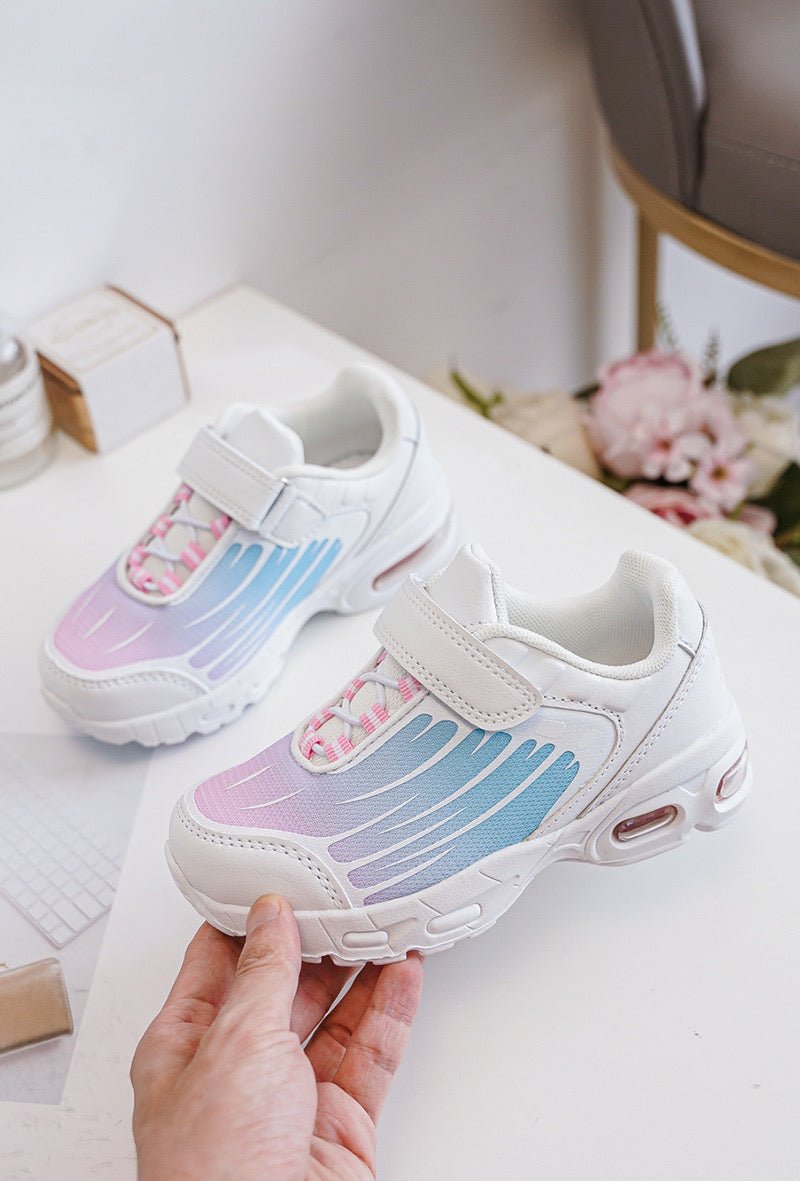 Baskets garçon noires et blanches à scratch – Chaussures enfant sport légères et confortables - MiniWalks