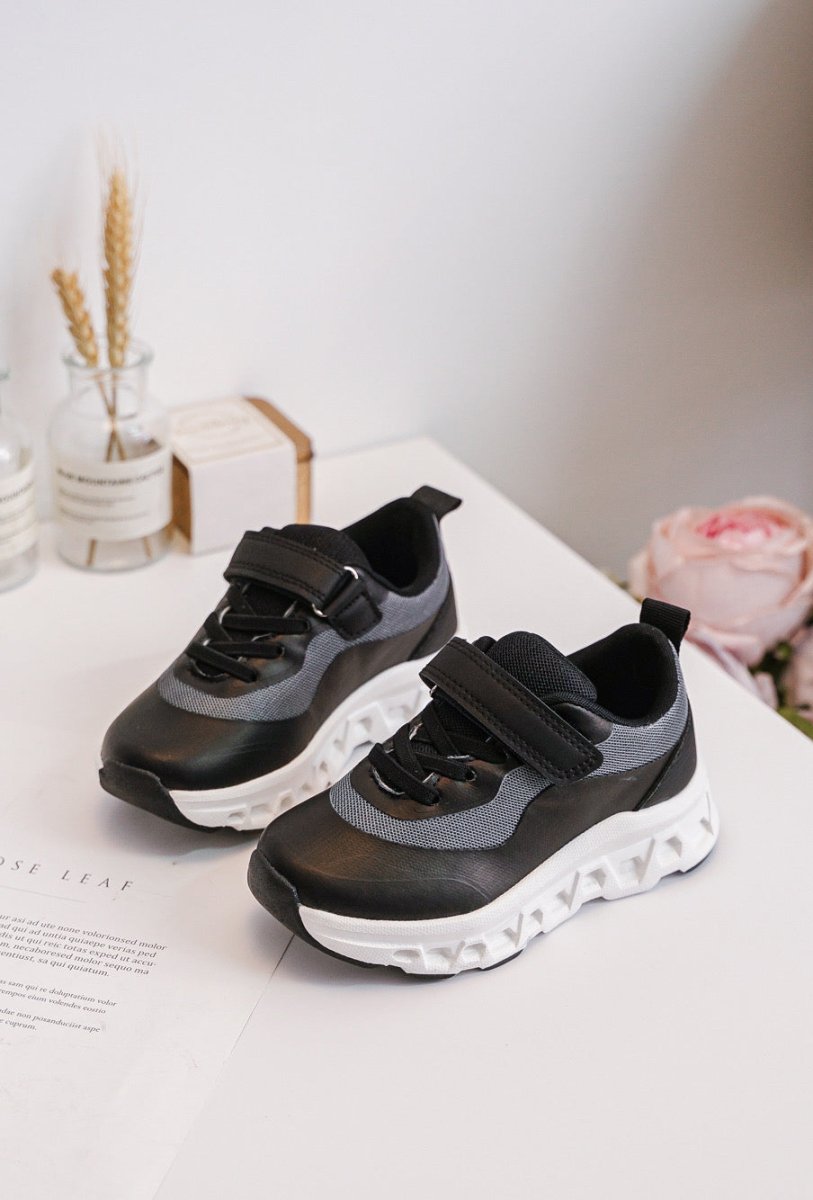 Baskets garçon noires et grises à scratch – Chaussures enfant sport légères et respirantes - MiniWalks