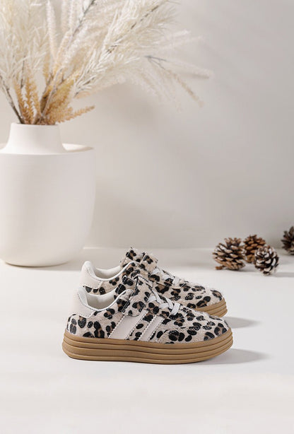 Baskets enfant motif léopard – Pratiques, confortables et pleines de style - MiniWalks