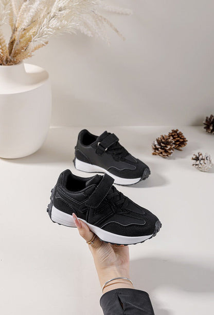 Baskets enfant noires – Chaussures de sport légères et confortables à scratch - MiniWalks