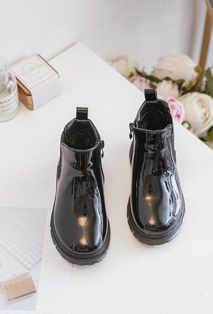 Boots enfant chelsea vernies – Chic, modernes et faciles à enfiler - MiniWalks