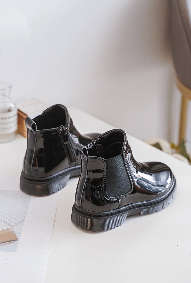 Boots enfant chelsea vernies – Chic, modernes et faciles à enfiler - MiniWalks