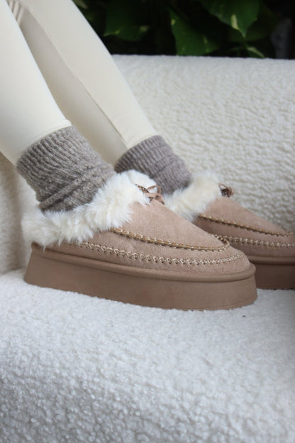 Chaussons bottines en cuir et suédine fourrée beige – Douceur cocooning et semelle plateforme antidérapante - MiniWalks