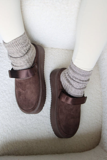 Mules d’intérieur en cuir et suédine marron – Confort cocooning, semelle plateforme antidérapante - MiniWalks