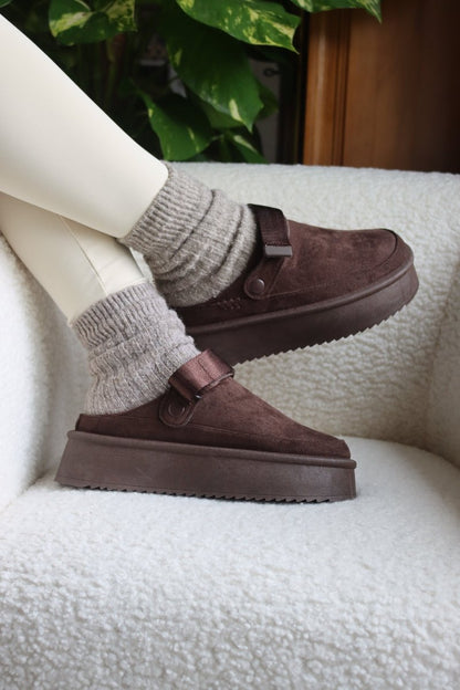 Mules d’intérieur en cuir et suédine marron – Confort cocooning, semelle plateforme antidérapante - MiniWalks